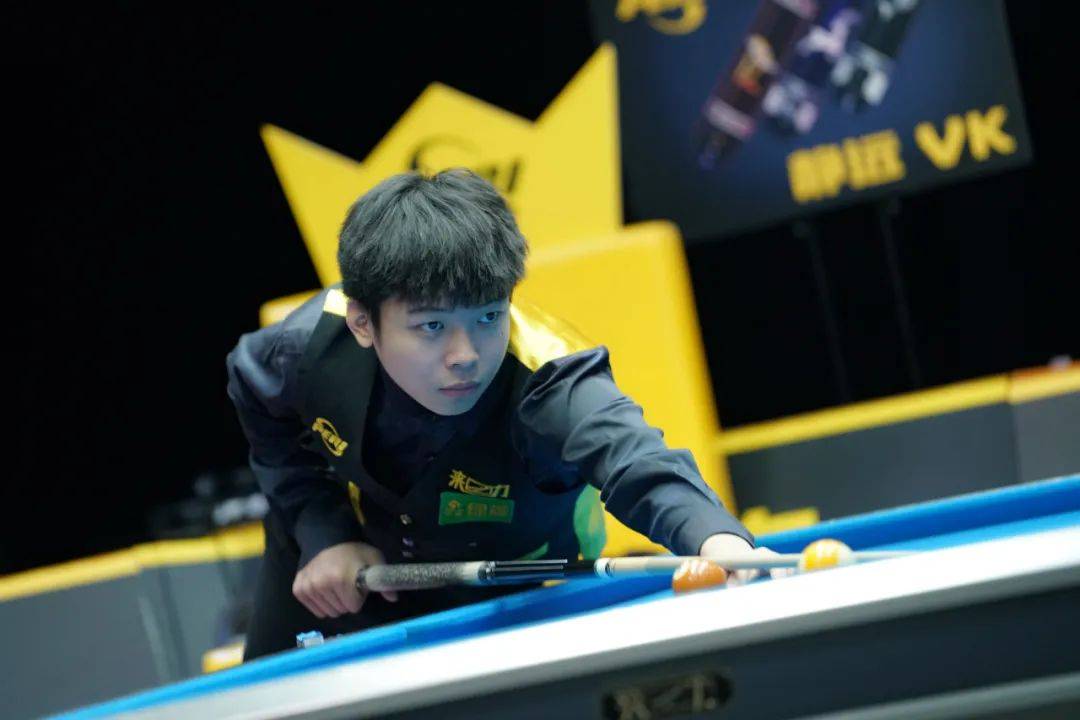 球运动员在 球运动员在